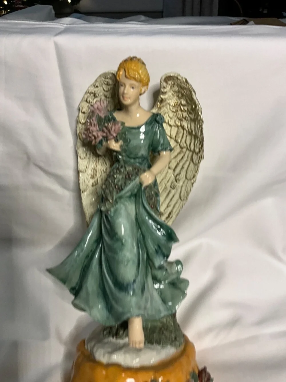 Vintage Dillards Christmas Angel Flowers Hand Painted 'The First Noel' Figurine